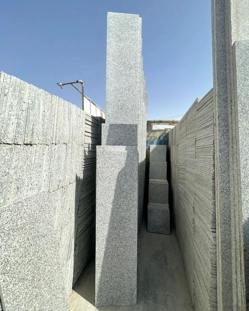 گرانیت 40 طولی نطنز با قیمتی کمتر از لایم استون